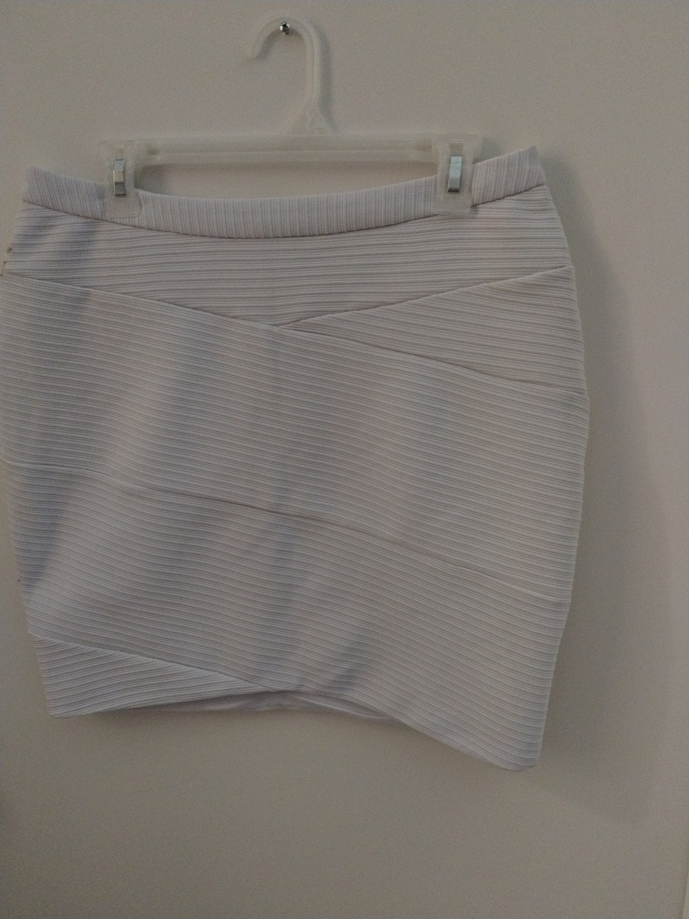 Charlotte Russe White Ribbed Mini Skirt